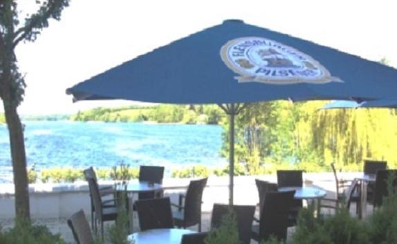 See Schlosshotel Am Kellersee 유틴 외부 사진